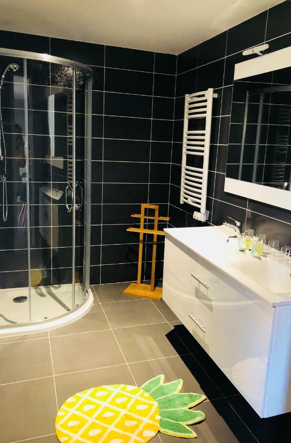 Apartamento Appt Moderne Vieil Antibes 3 Piec Exterior foto